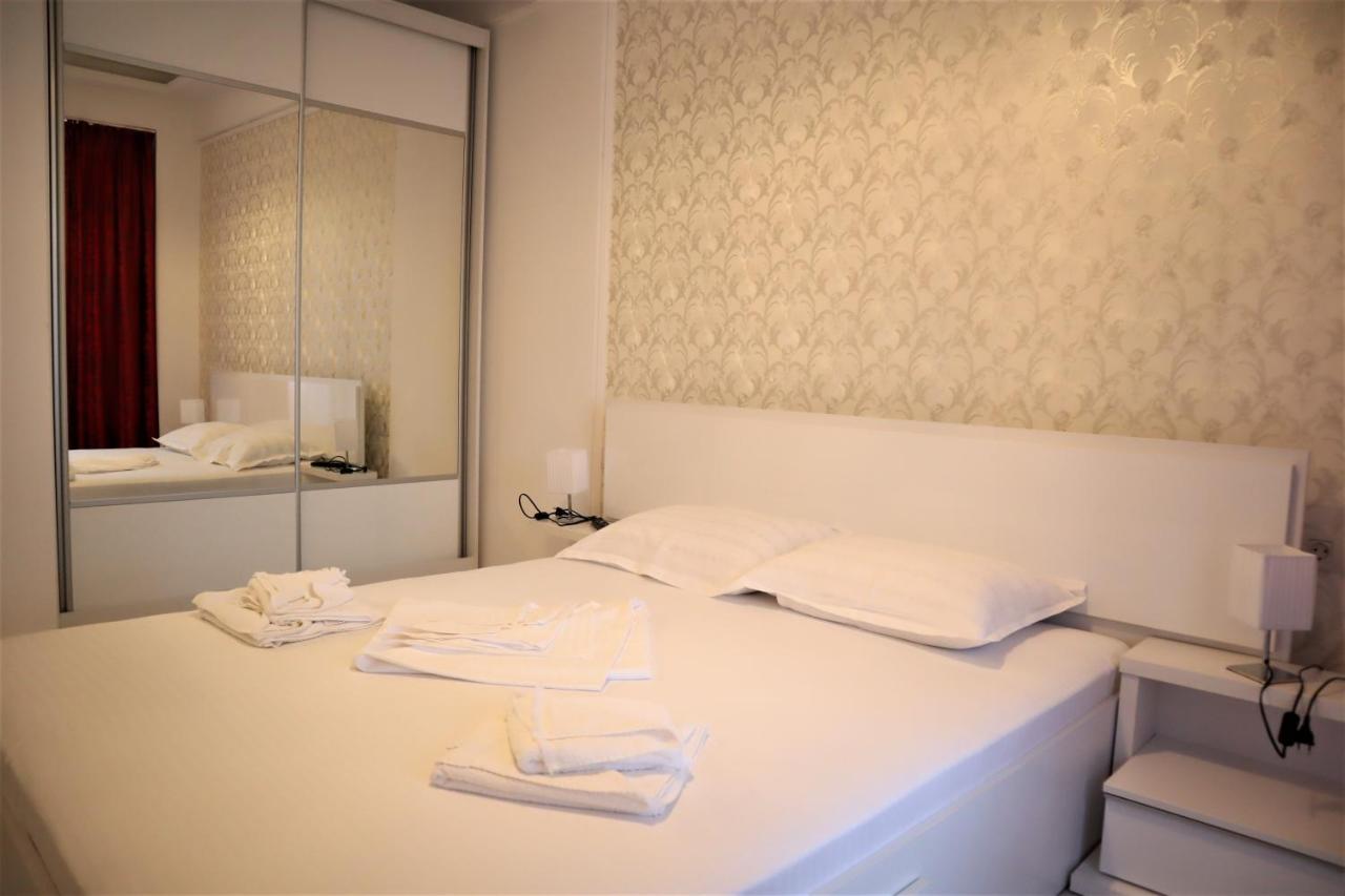 Thomas Luxury Apartment Năvodari Exteriör bild